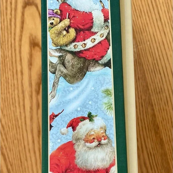 Cobble Hill Santa Claus Puzzle - Picture 5 of 5